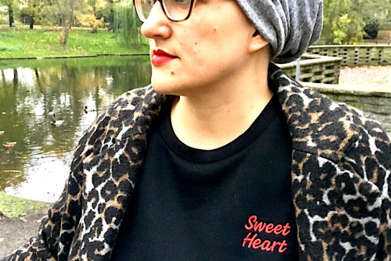 Mamablog-Outfit-Herbst-Mantel-leo-Detail