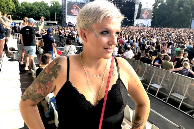 Festival Make-Up mit extra viel Glanz und Gloria, dank NYX Festival-MakeUp-Inspiration-NYX-Glitzer-Glow