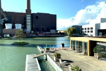 Supermom_Mamablog_Autostadt Wolfsburg_Ritz Carlton Aussenpool